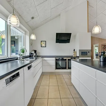 Holiday home Jelke - 520m From The Sea In Funen By Interhome